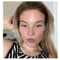 000b94a9c5f0e21168 — profile photo