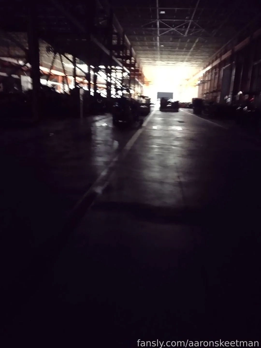 aaronskeetman — photo 2