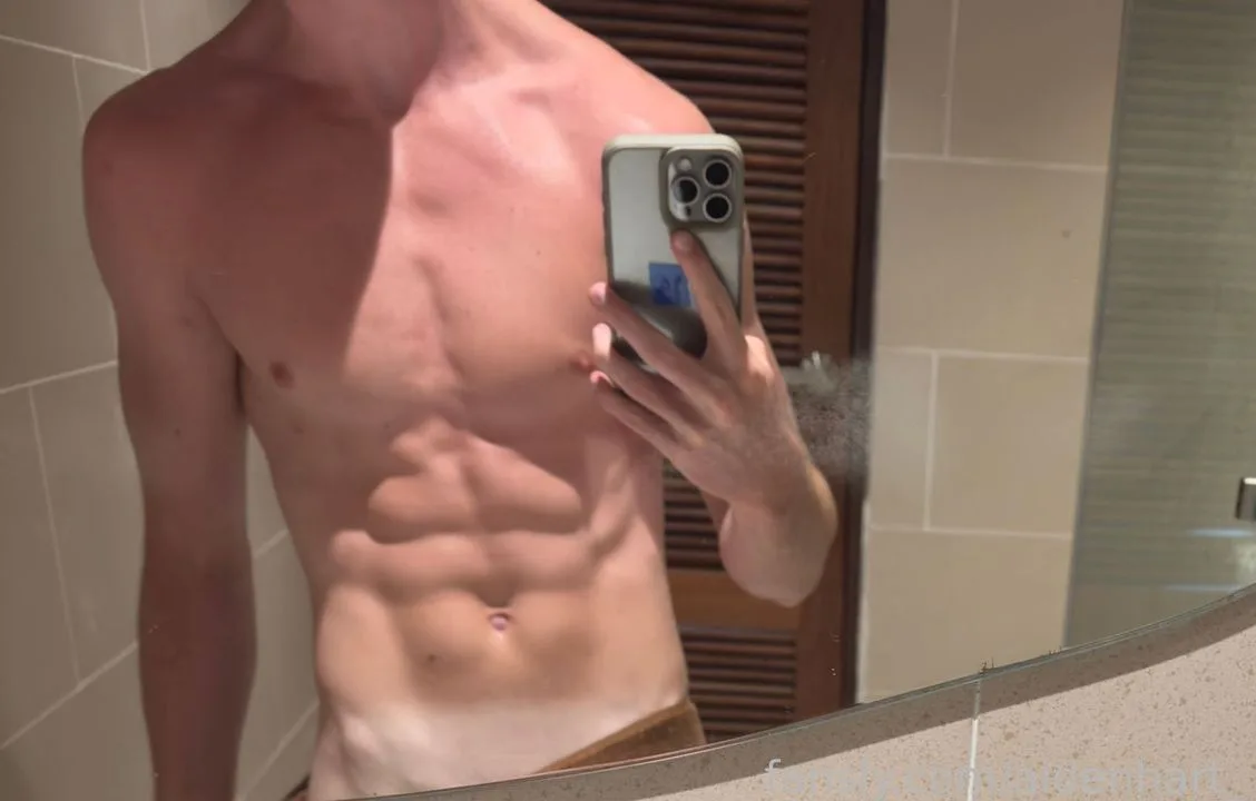 aidenhart_ — photo 2