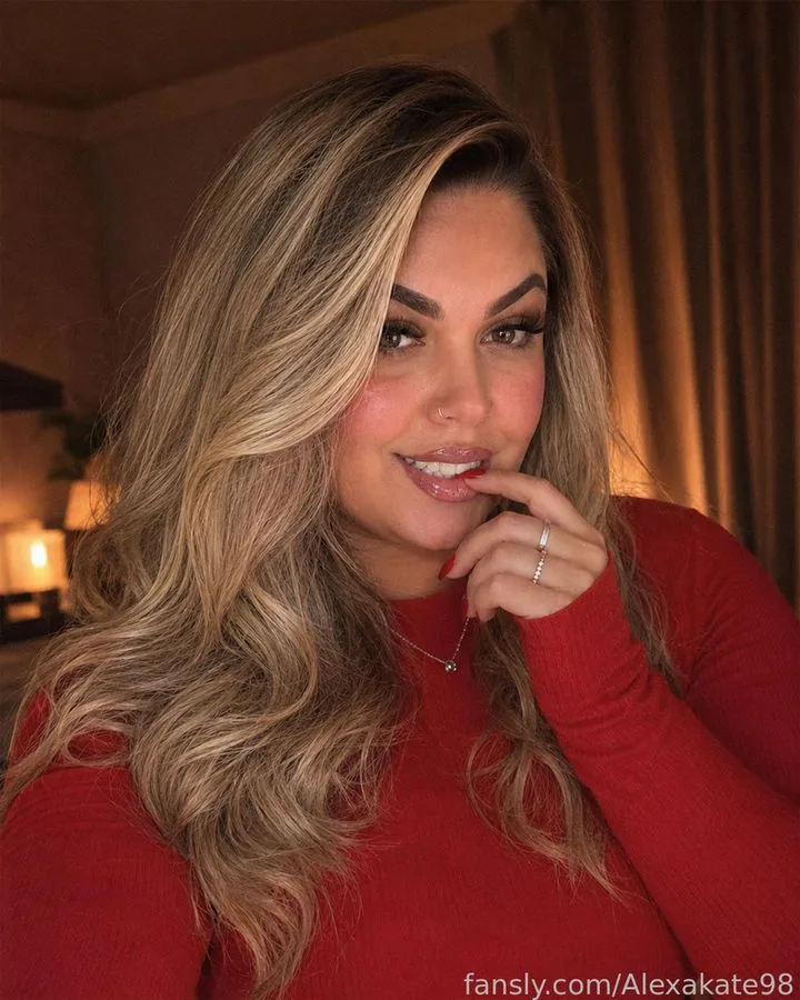 Alexakate98 — profile photo