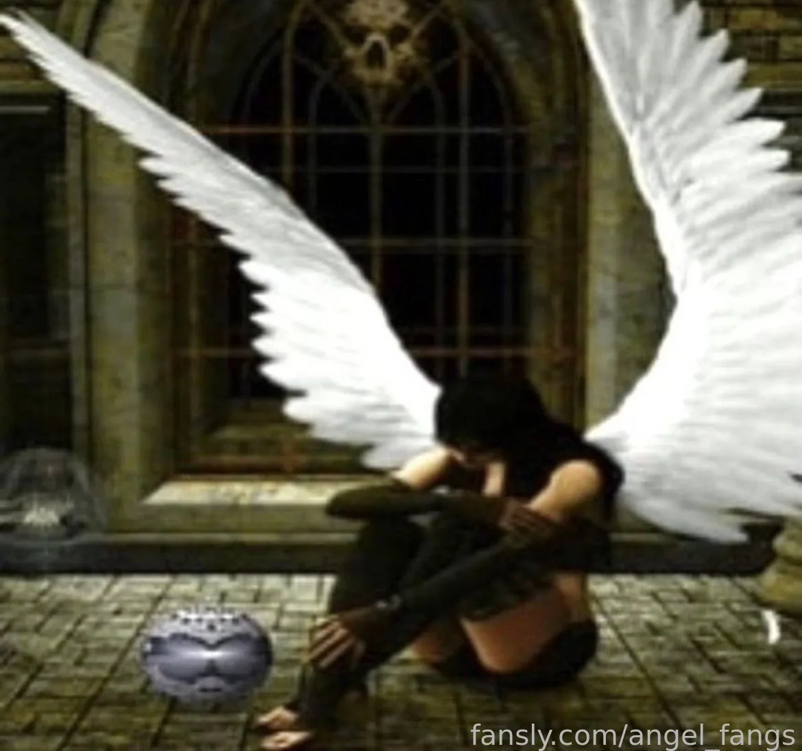 angel_fangs — photo 2