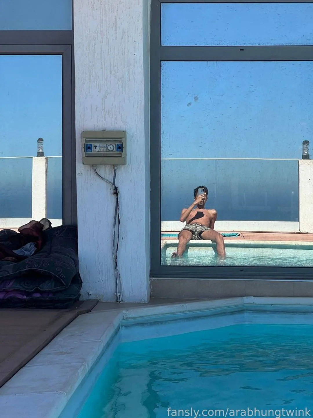 arabhungtwink — photo 2