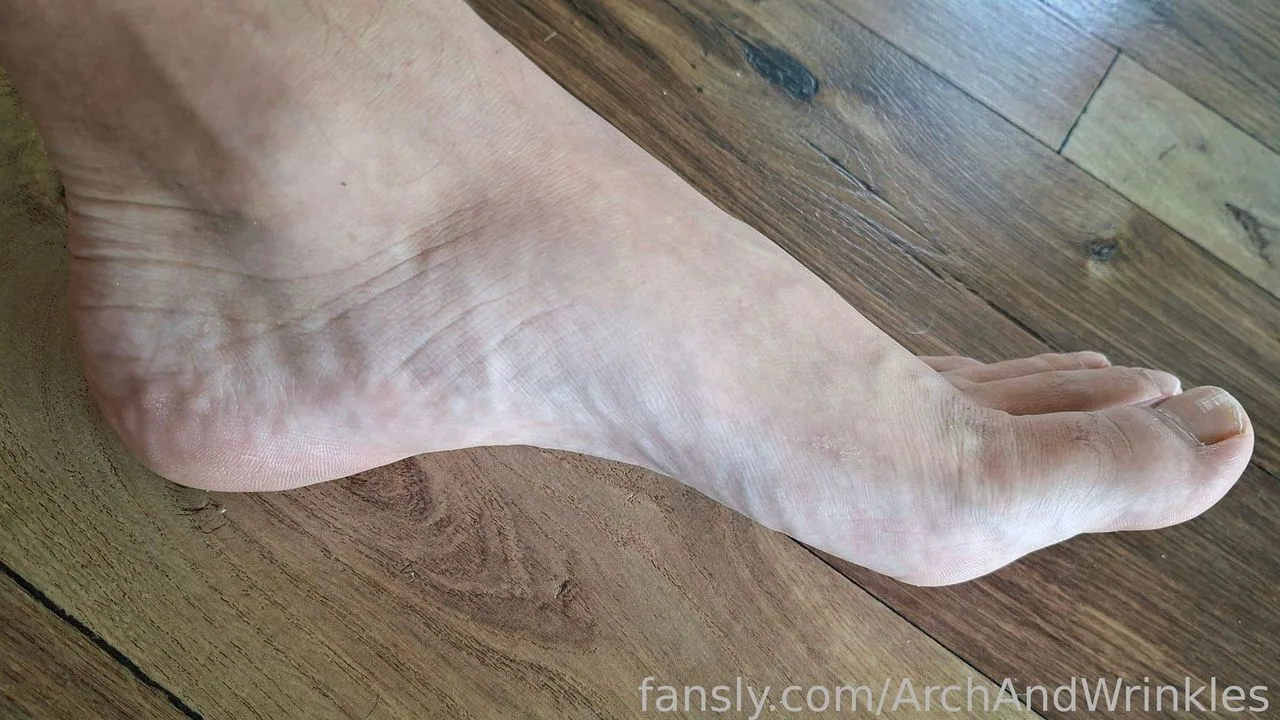 ArchAndWrinkles — photo 2