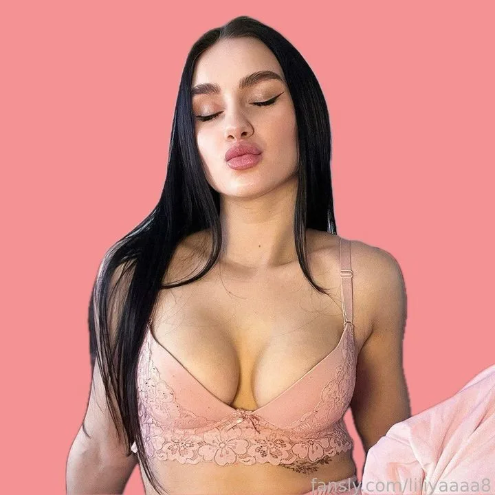 ariellerosse — profile photo
