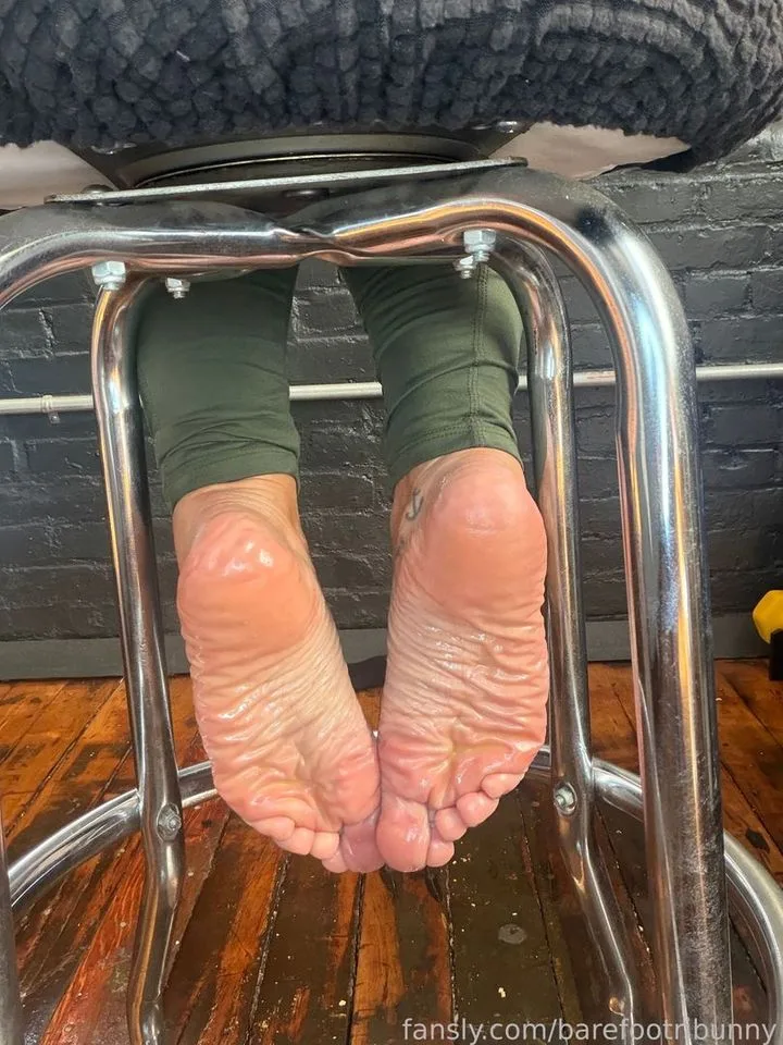 barefootribunny — profile photo