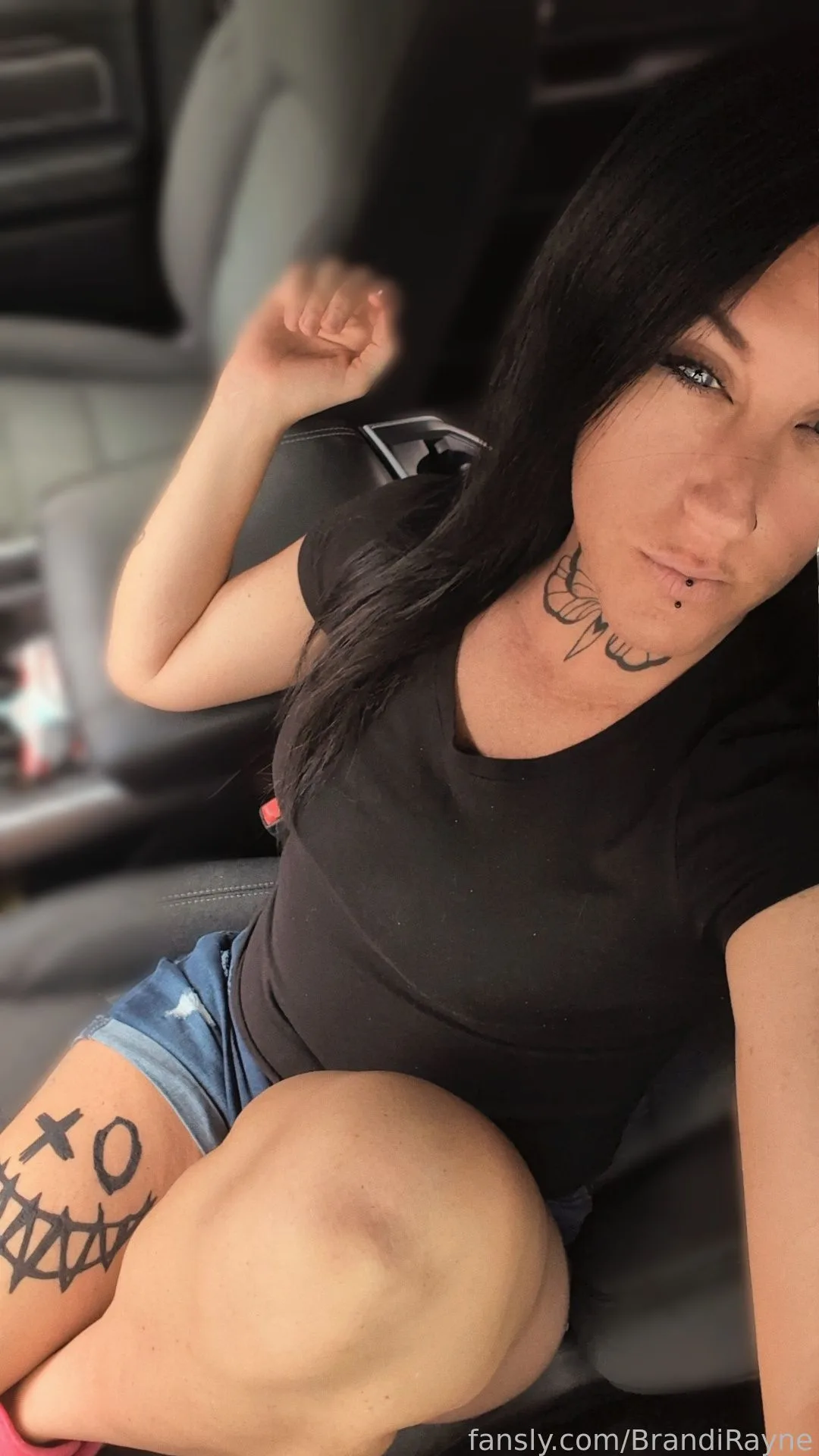 BrandiRayne — photo 2