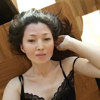 c53b4fcc6cee3e616e — profile photo