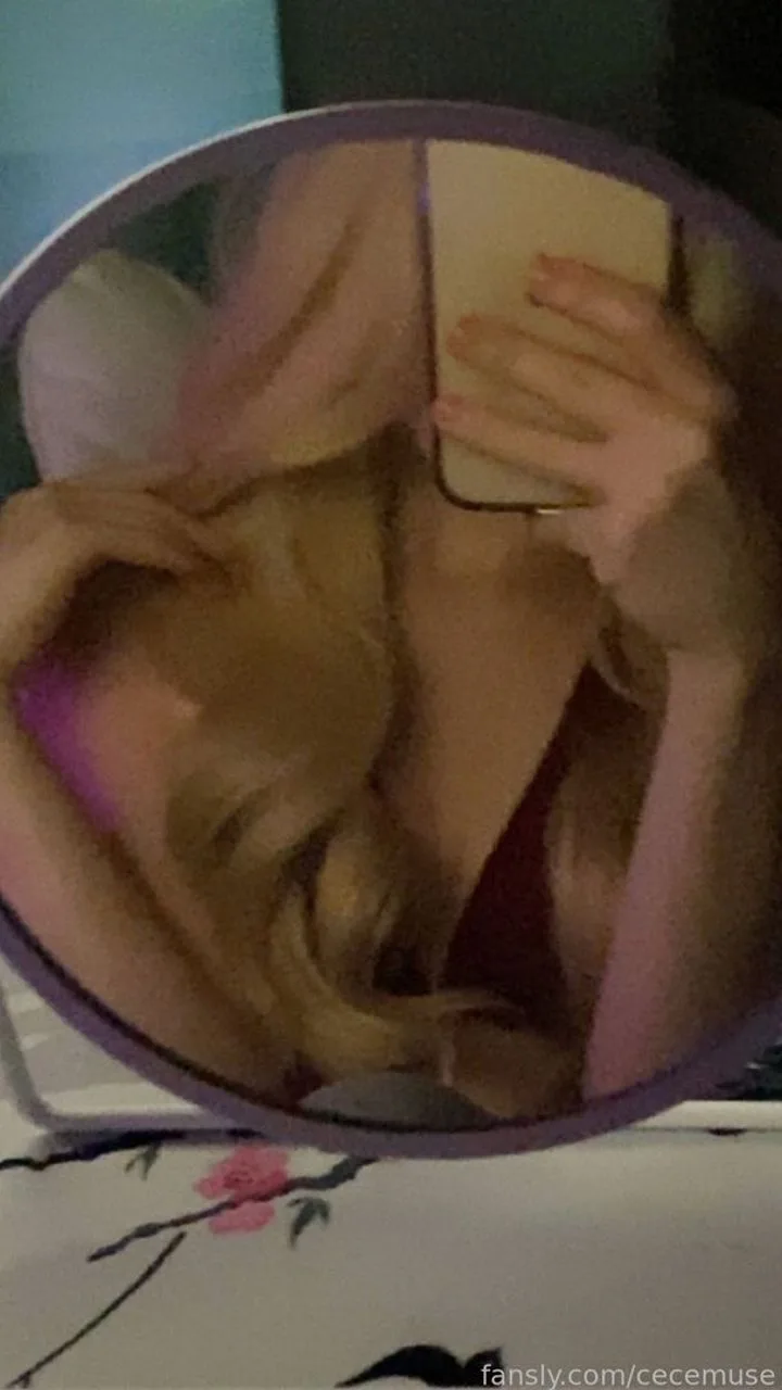 cecemuse — profile photo