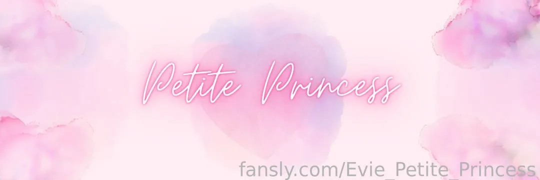 Evie_Petite_Princess — photo 2