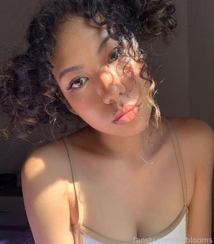 Fiablooms — profile photo