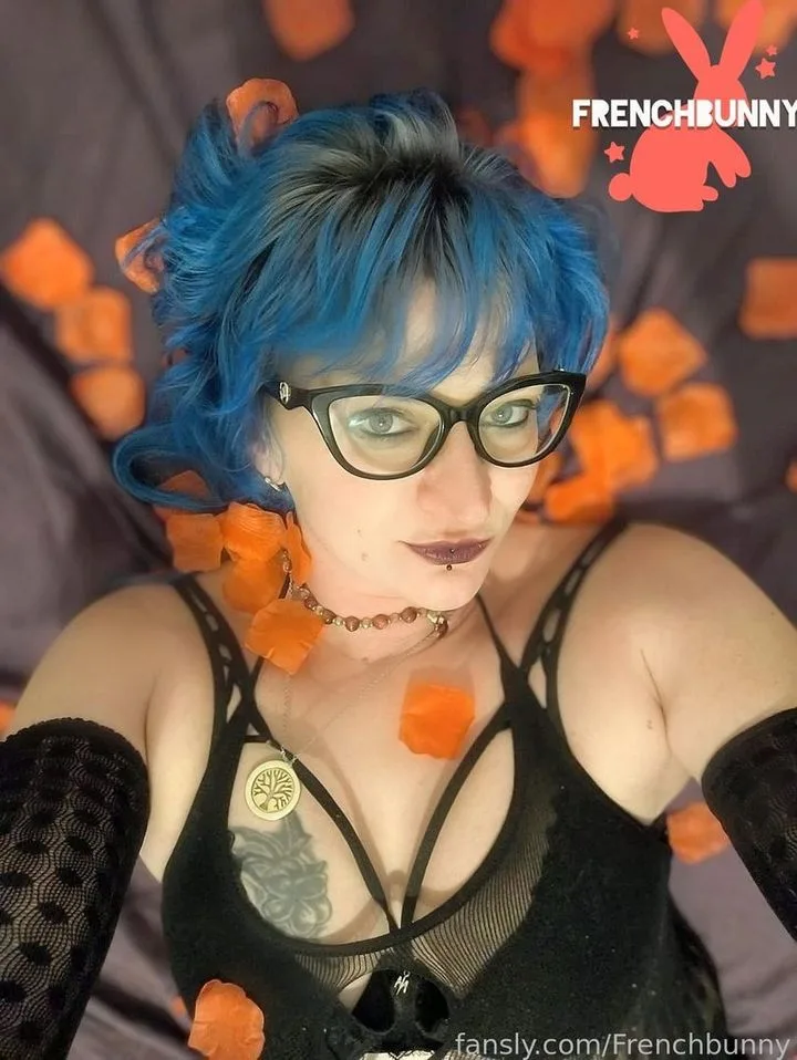 Frenchbunny — profile photo