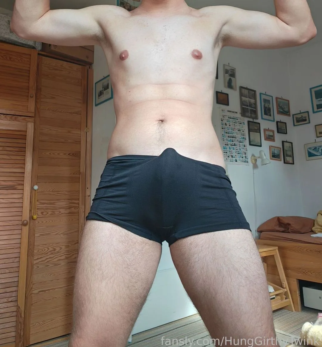 HungGirthyTwink — photo 2