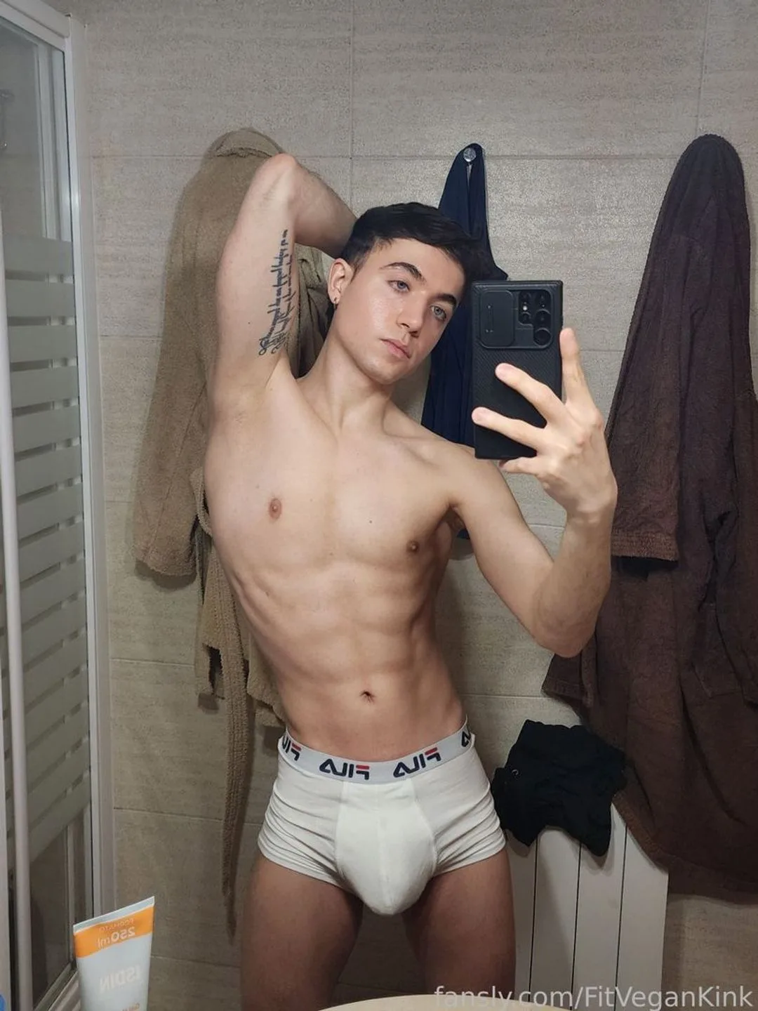 Kinkypuff — photo 2