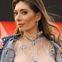 LilyMaeExhib — profile photo