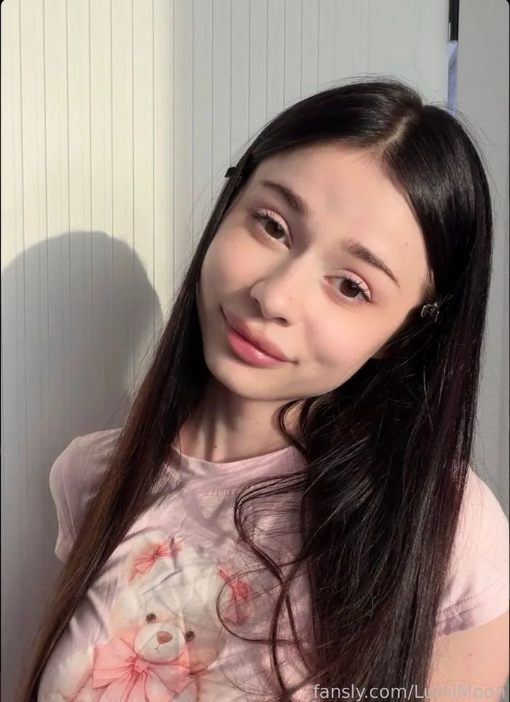 LumiMoon — profile photo