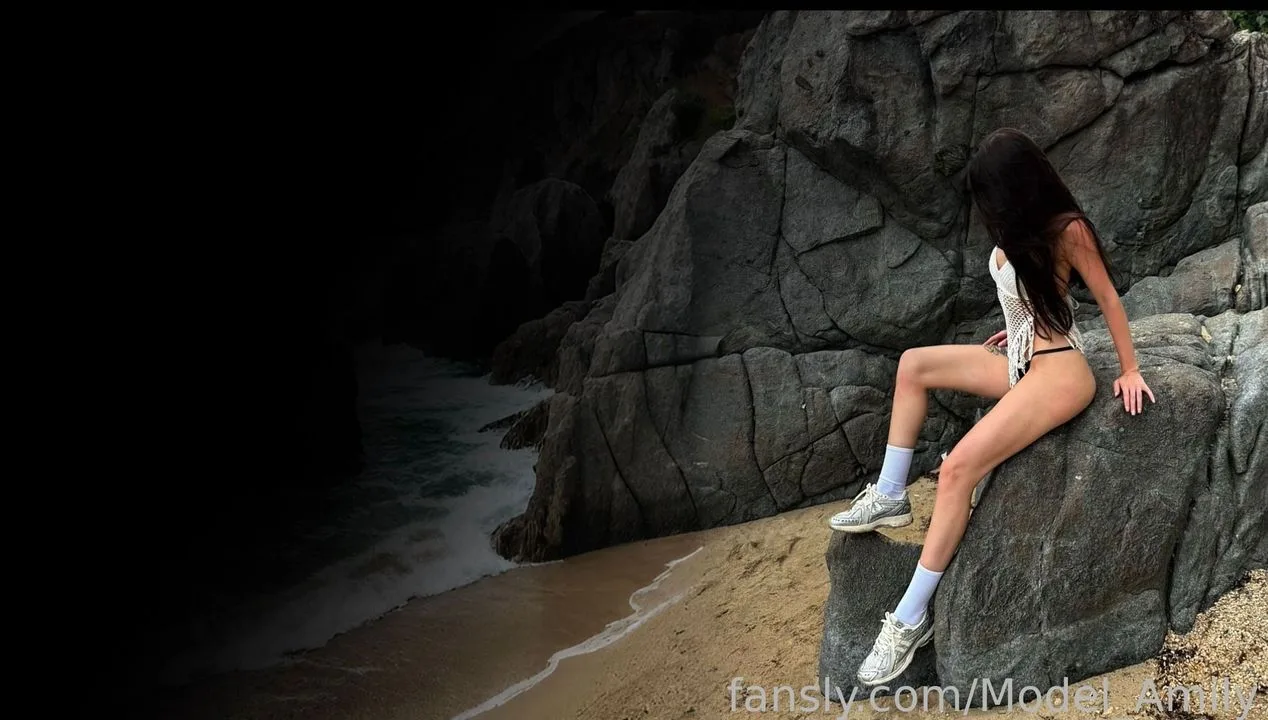 Model_Amily — photo 2