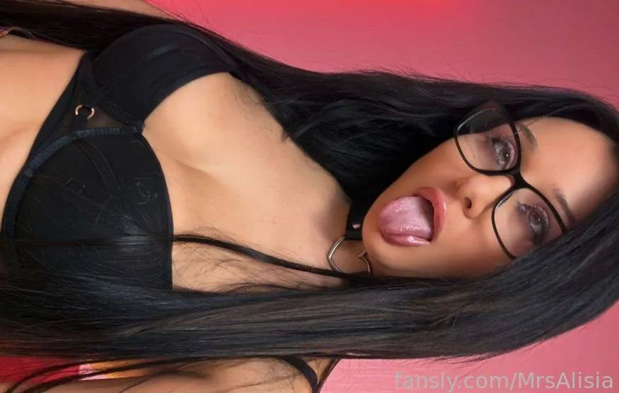 MrsAlisia — photo 2