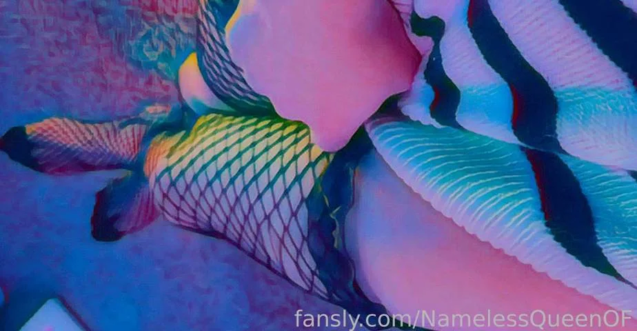 NamelessQueenOF — photo 2