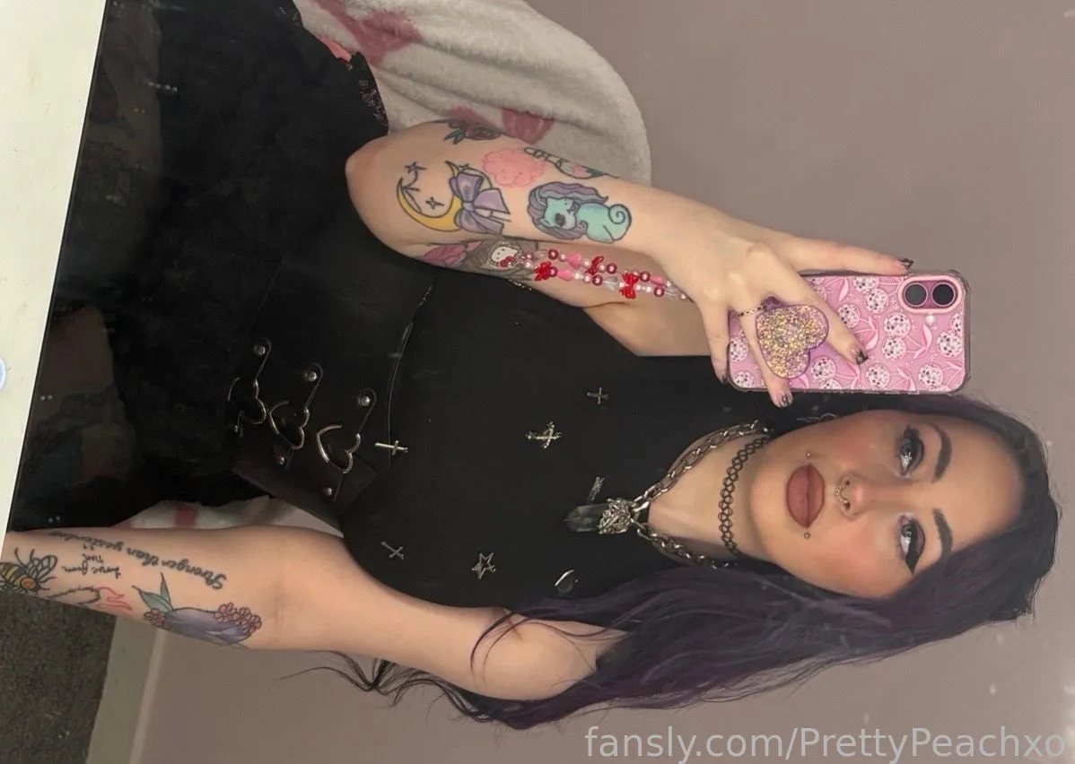PrettyPeachxo — photo 2
