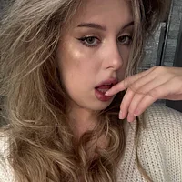 sassysilvie — profile photo