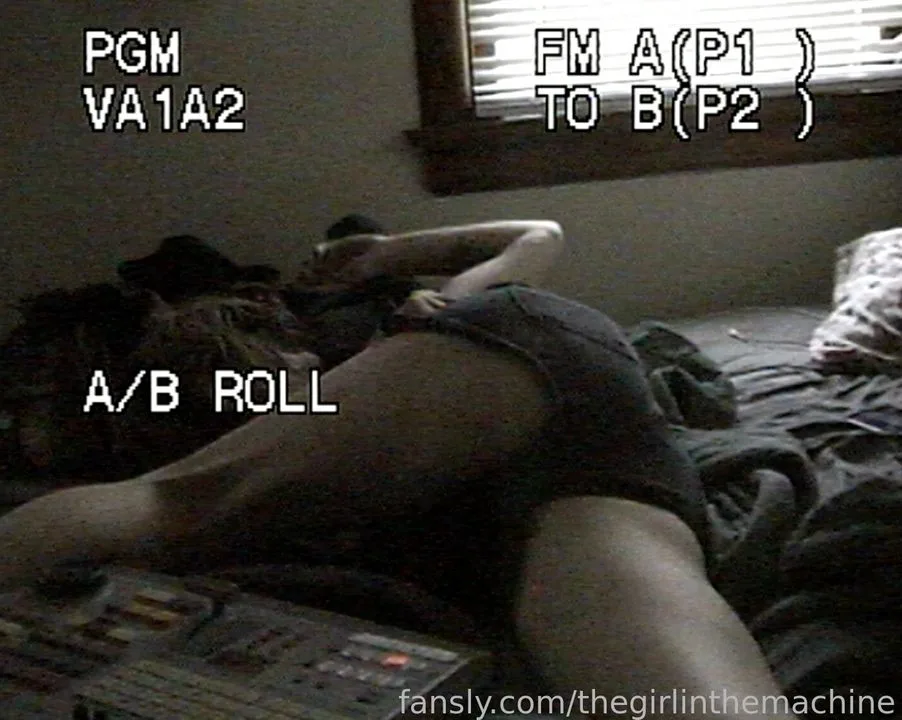 thegirlinthemachine — photo 2