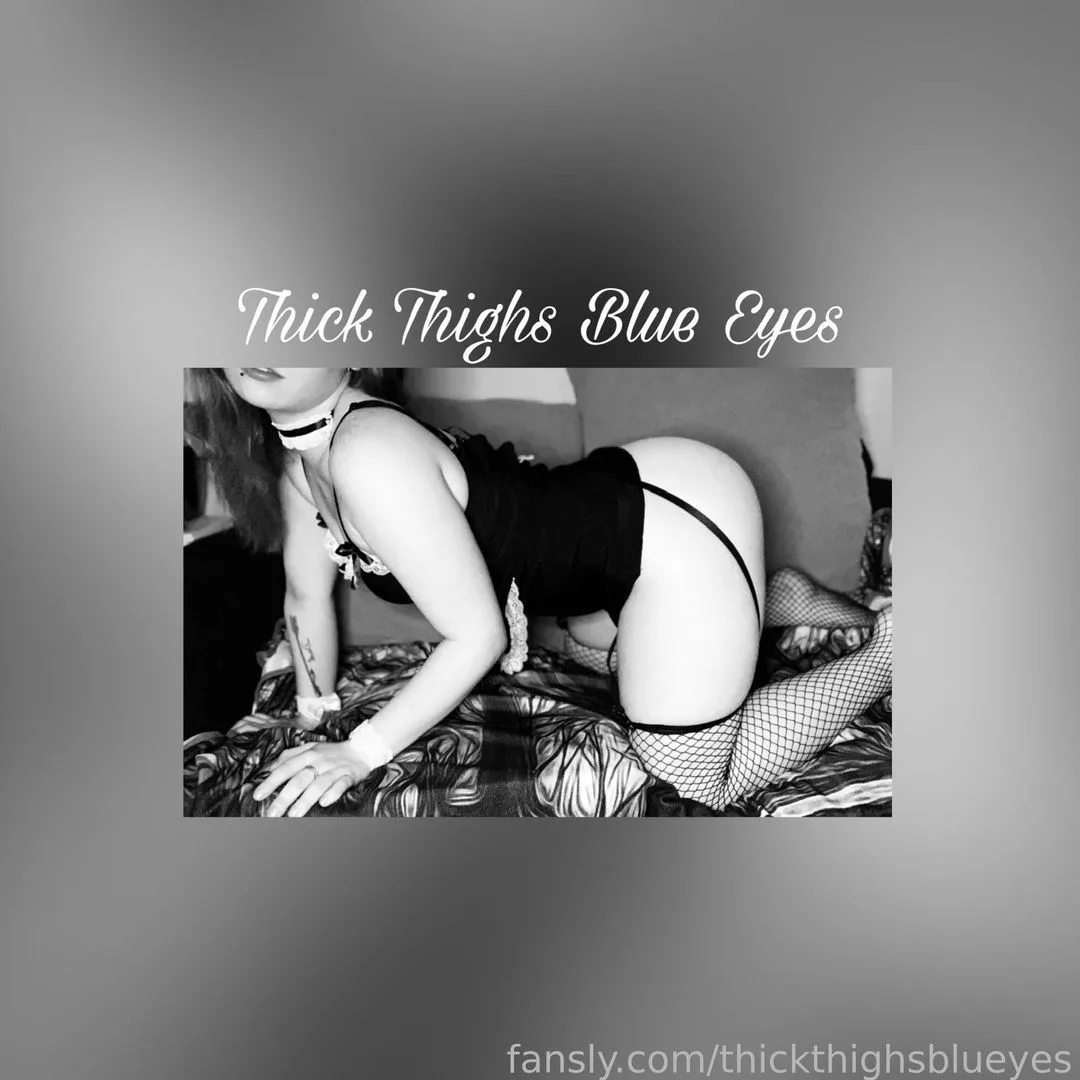 thickthighsblueyes — photo 2