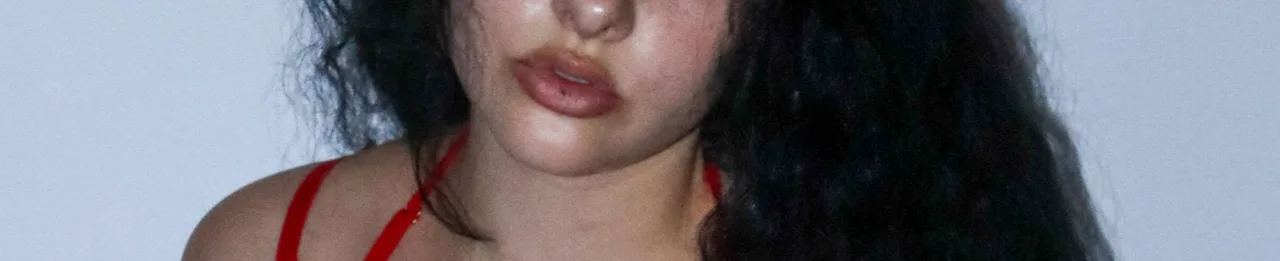 touchdaphne — photo 2