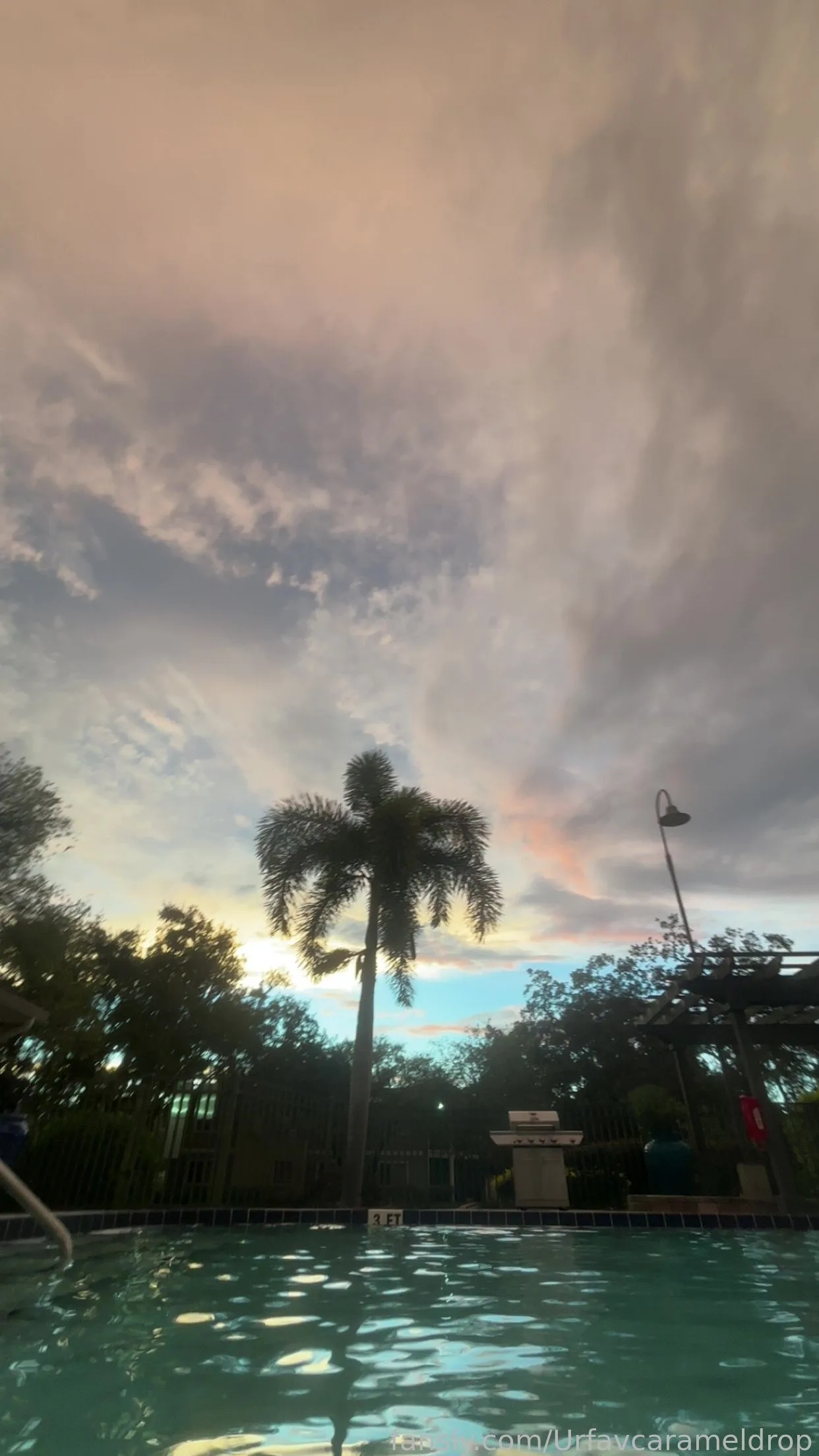 Urfavcarameldrop — photo 2